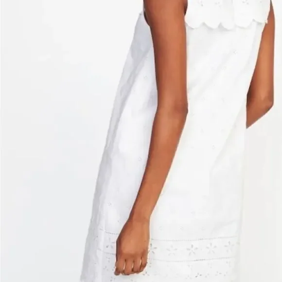 Gap Women's Scalloped-Yoke Eylet Dress Size SP White - Picture 3 of 11